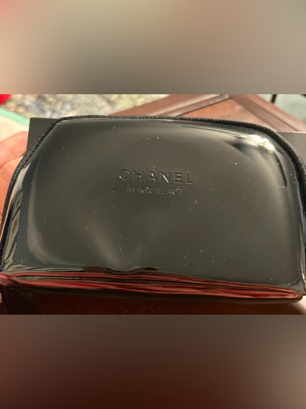 VINTAGE CHANEL BEAUTÈ Black Patent Makeup Pouch